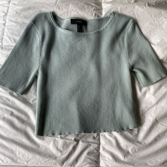 Knitted cropped sweater - Picture 1 of 2